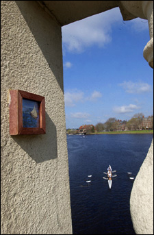 scull seen through Weeks Footbridge