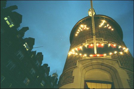 Harvard Lampoon building in pumpkin
