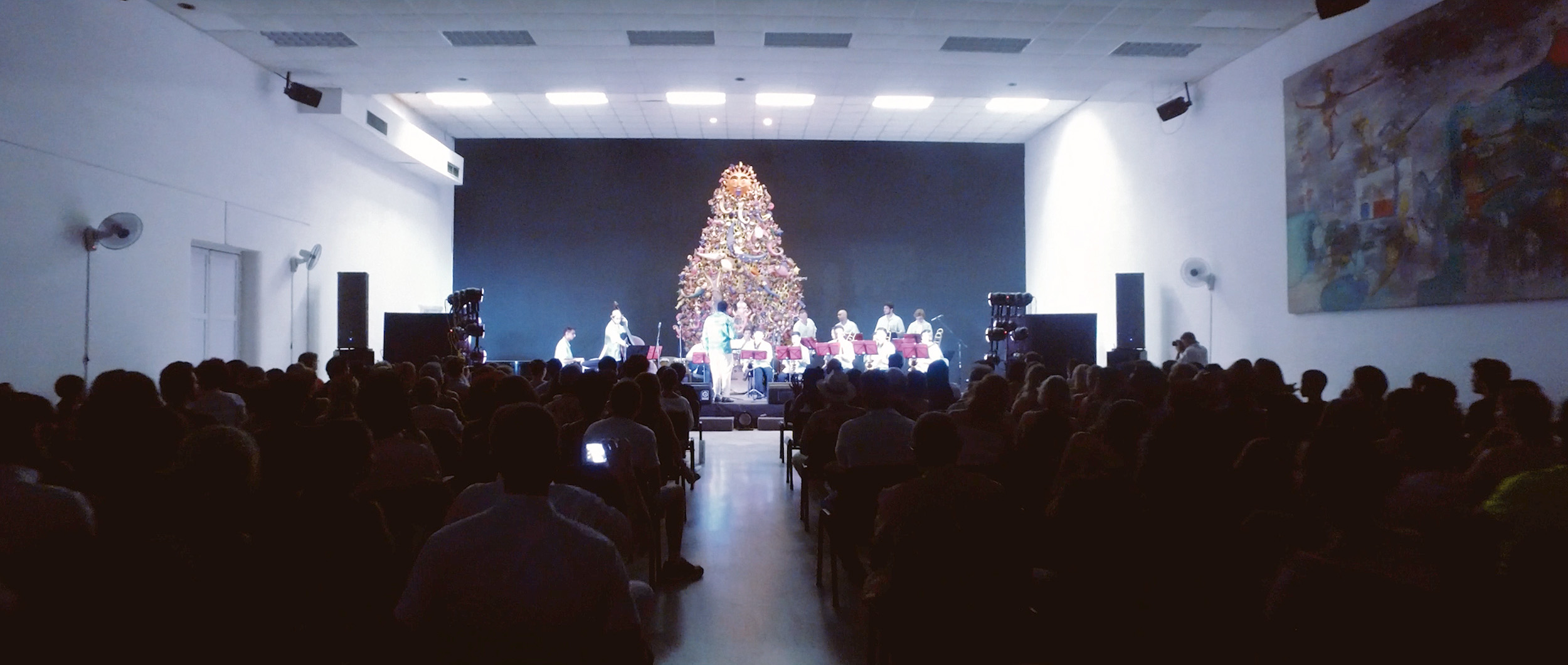 Harvard Jazz Band plays in Cuba.