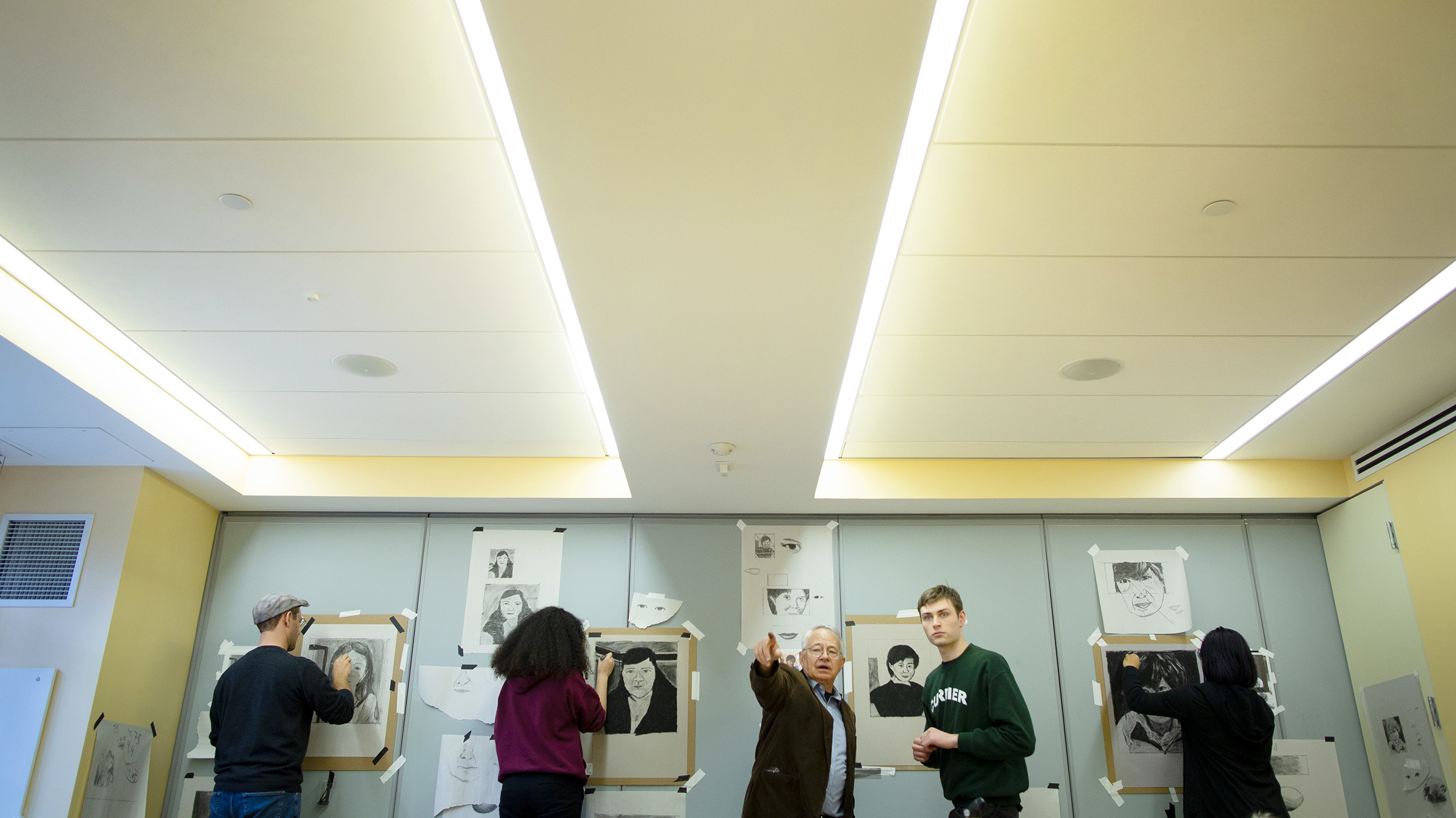 Stephen Coit leads a wintersession portrait drawing class.