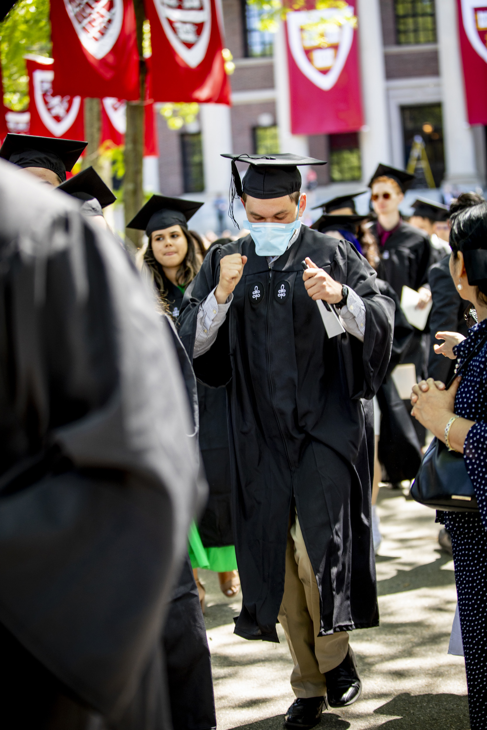 Noah Epstein dances his way into Baccalaureate.