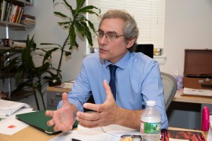 Alejandro de la Fuente.