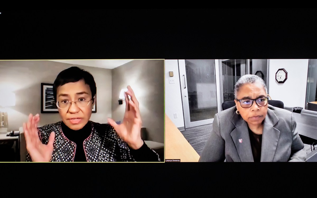 Maria Ressa with Latanya Sweeney.