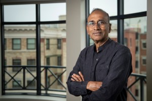 Portrait of Venki Ramakrishnan.