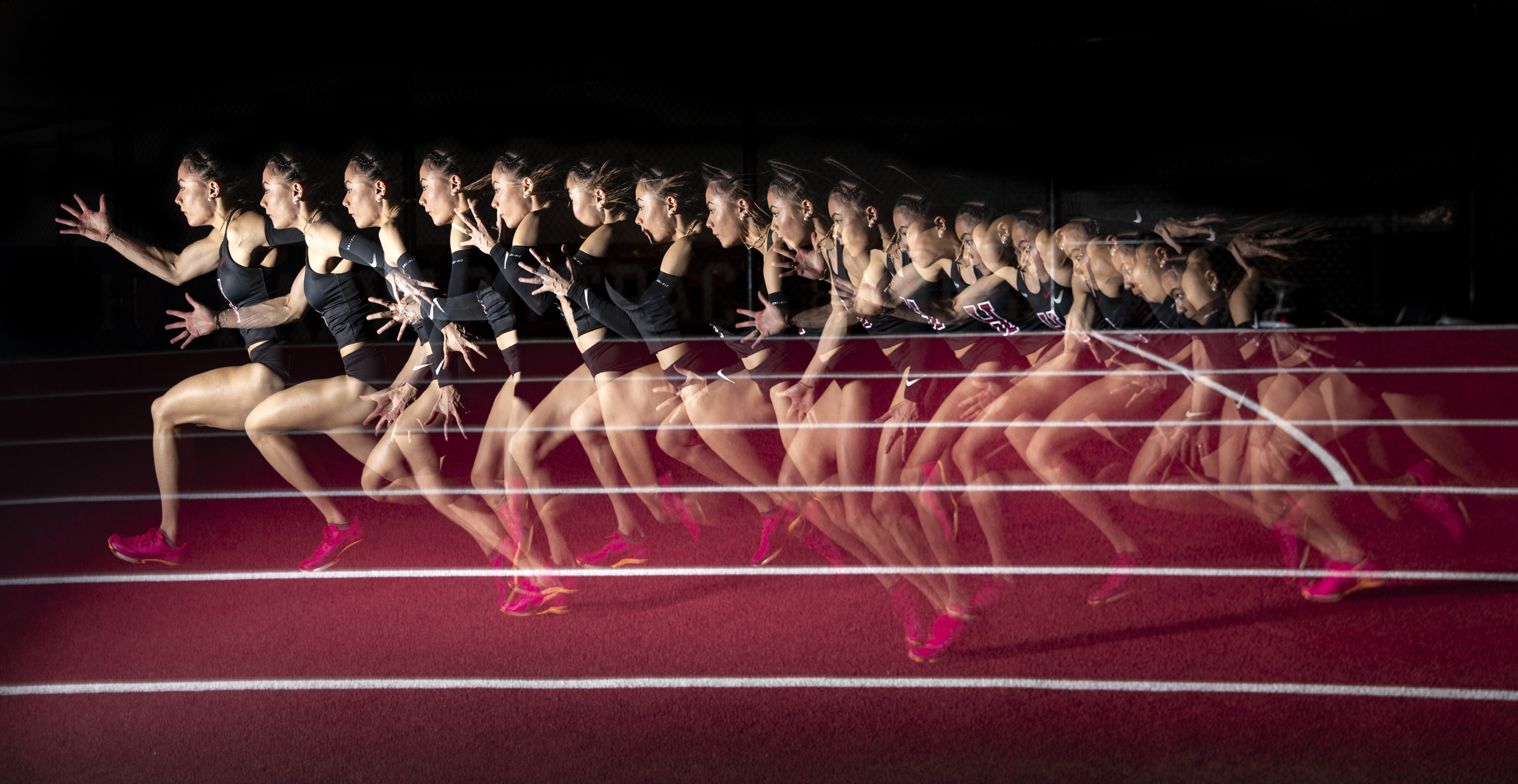 Victoria Bossong ’25 runs at the Gordon Track and Tennis Center.