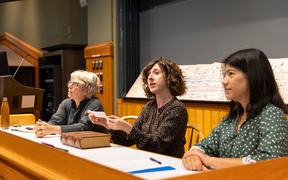 Jill Lepore (from left), Kirsten Weld, and Maya Jasanoff teaching their class.