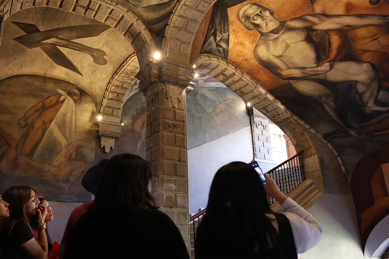 José Clemente Orozco, Cortés and La Malinche (Cortés y la Malinche), 1926. Mural at the Antiguo Colegio de San Ildefonso, Mexico City. Photo by Ashley Zigman.